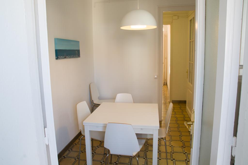 ברצלונה Barnapartments Basic Gracia מראה חיצוני תמונה