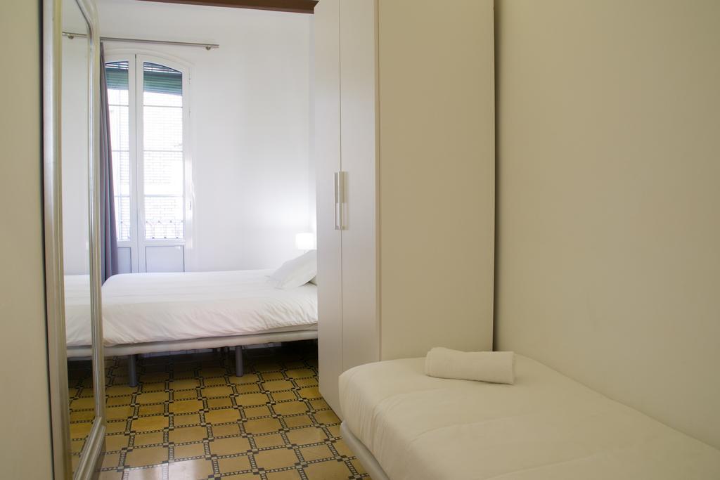 ברצלונה Barnapartments Basic Gracia מראה חיצוני תמונה